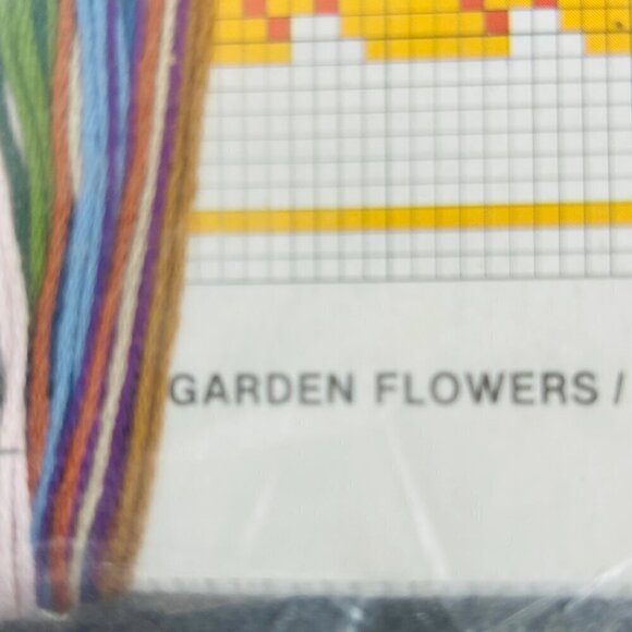 Sunset Garden Flowers Counted Cross Stitch Kit Basket Summer 1986 Vintage 2934 - Picture 9 of 9